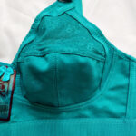 نمای نزدیک سوتین زیوس کش پهن